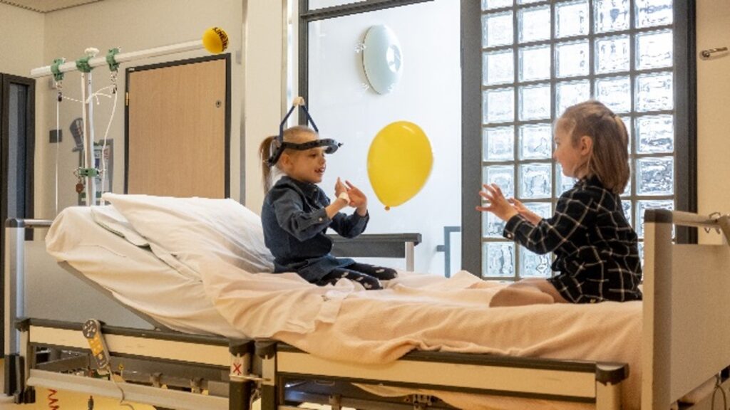 Uit Bed: sport en spel op de kamer